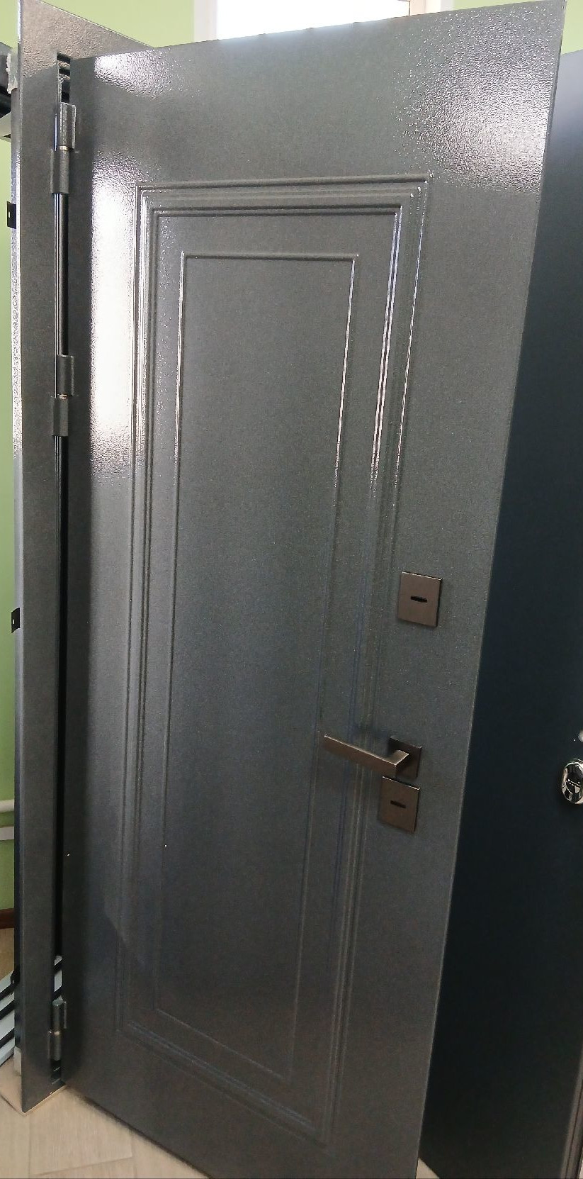 Дверь металл Гемера (ТЕРМО, букле графит/МДФ белый матовый) (2050*960, левая, черн.фурн)