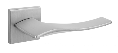 Дверная ручка Латина на квадратной розетке SLIM